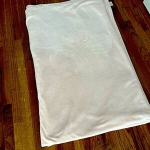 King size KATE SPADE pale pink soft blanket